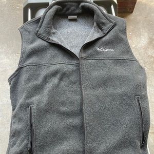 Men Columbia vest size large